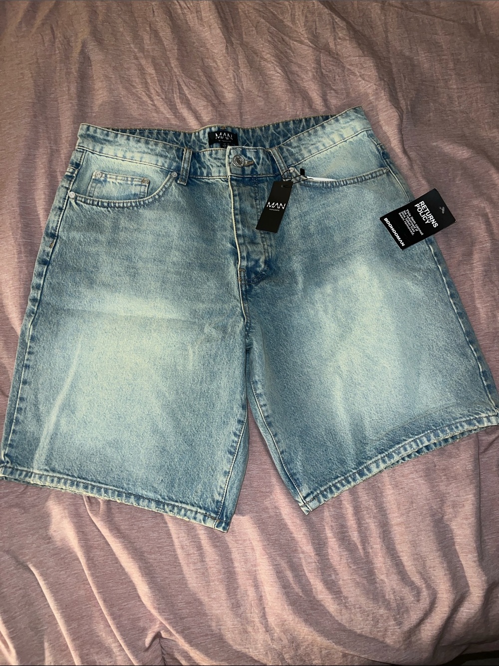 Boohoo Man Relaxed Fit Extreme Washed Raw Hem Denim Shorts